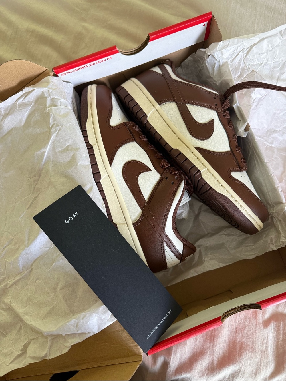 NEW Women’s Nike Dunks - Cocoa - Picture 2 of 4